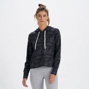 Vuori Halo essential hoodie Size L